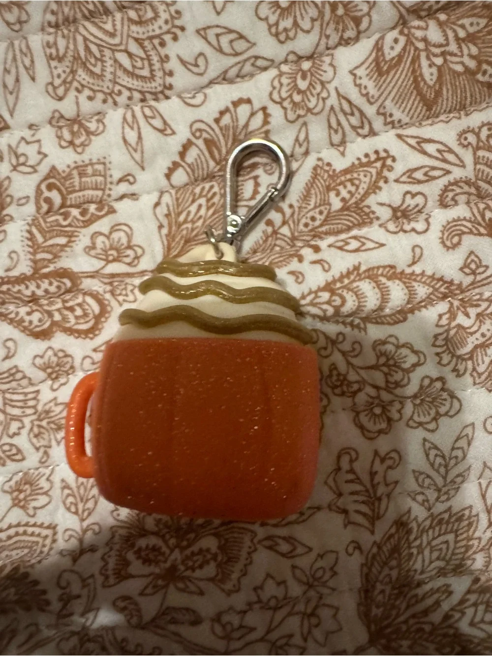 Bath and body works Halloween Pumpkin Spice Mug Keychain hand sanitizer - Orange